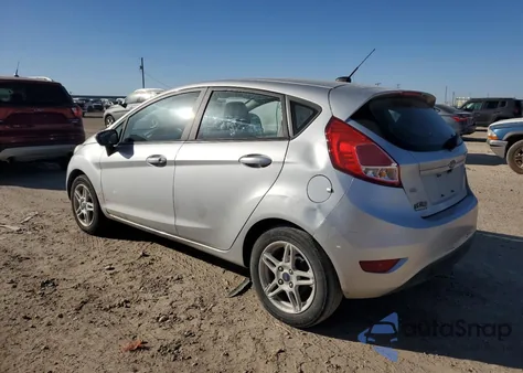 2018 Ford Fiesta Se z USA, uszkodzony, nr VIN 3FADP4EJ4JM123777